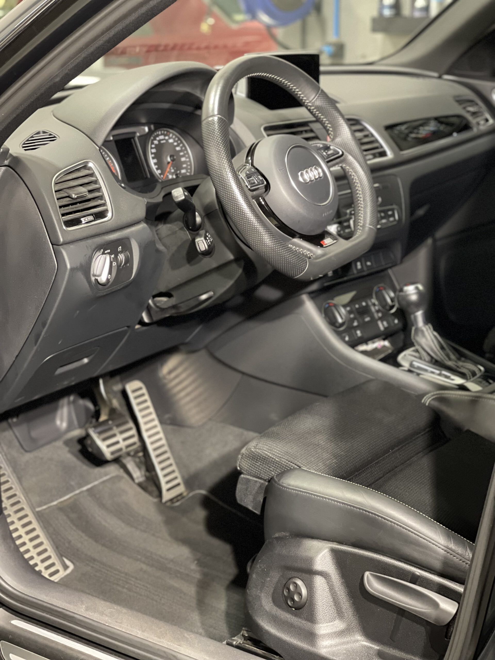 fahrezeug innenraum reinigung fbclean scaled FBclean